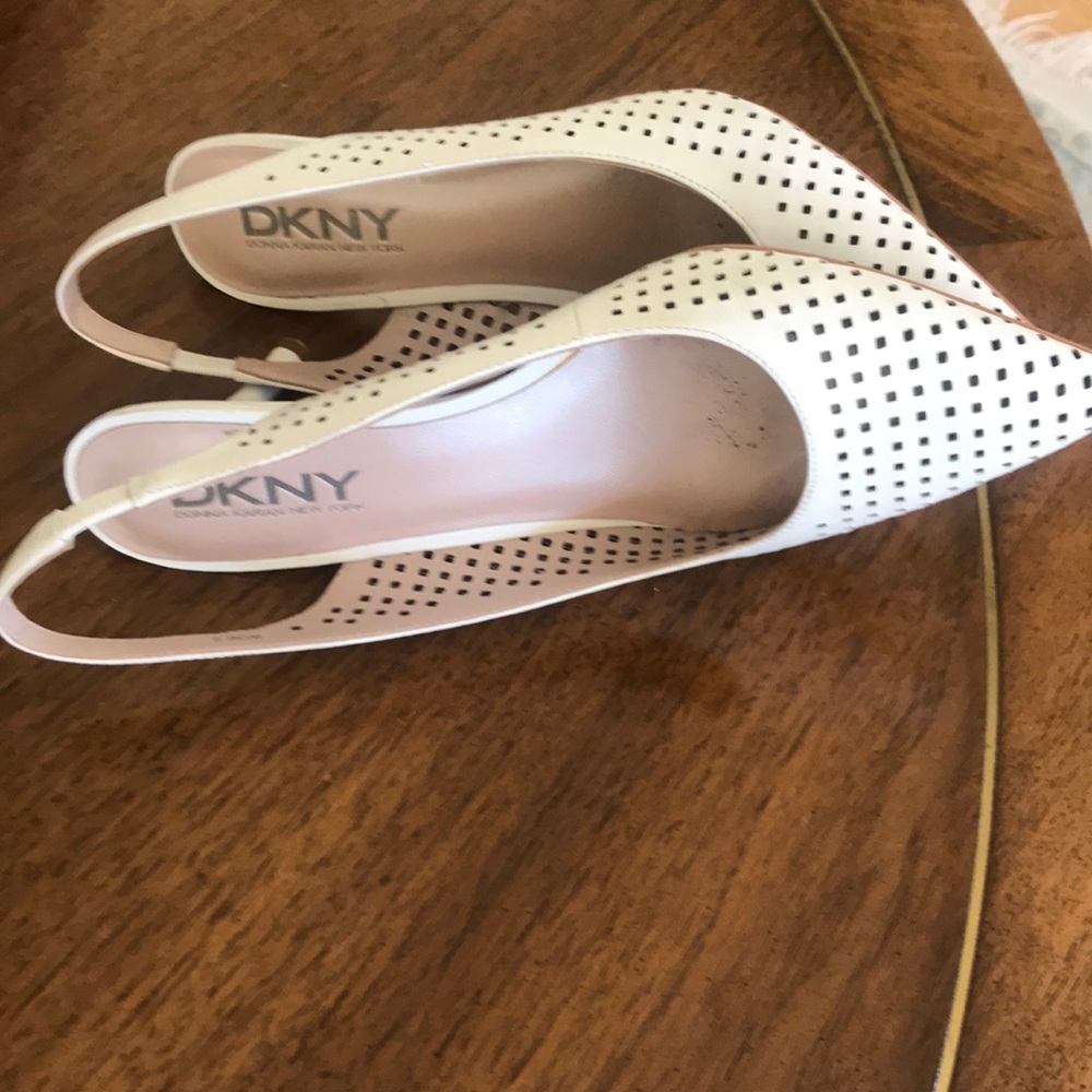 Shoes - Picture 4 of 5